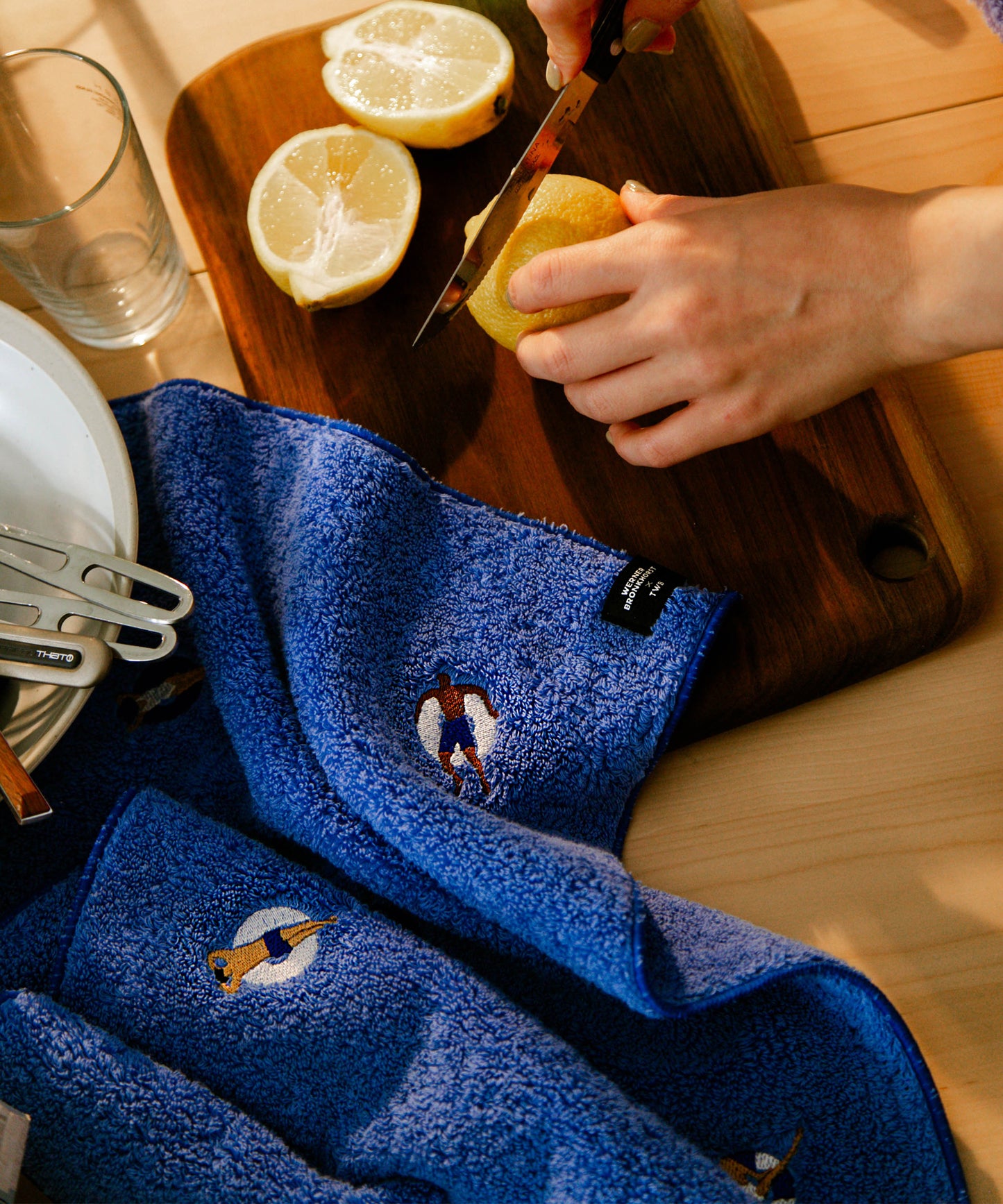 Table Mat - Wet Collection 2